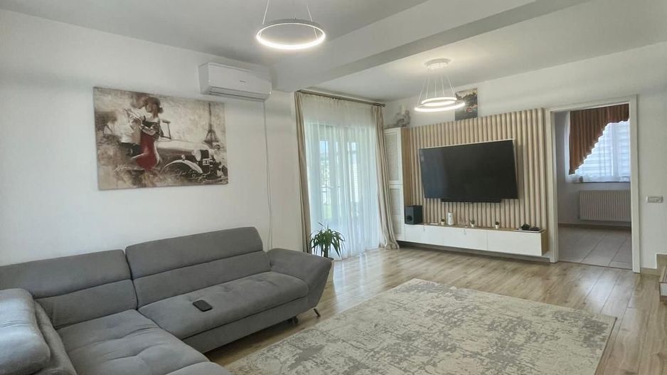 Casa de vanzare Domesti Mobiliata si Utilata Teren 360 mp Comision 0 - Poză 1