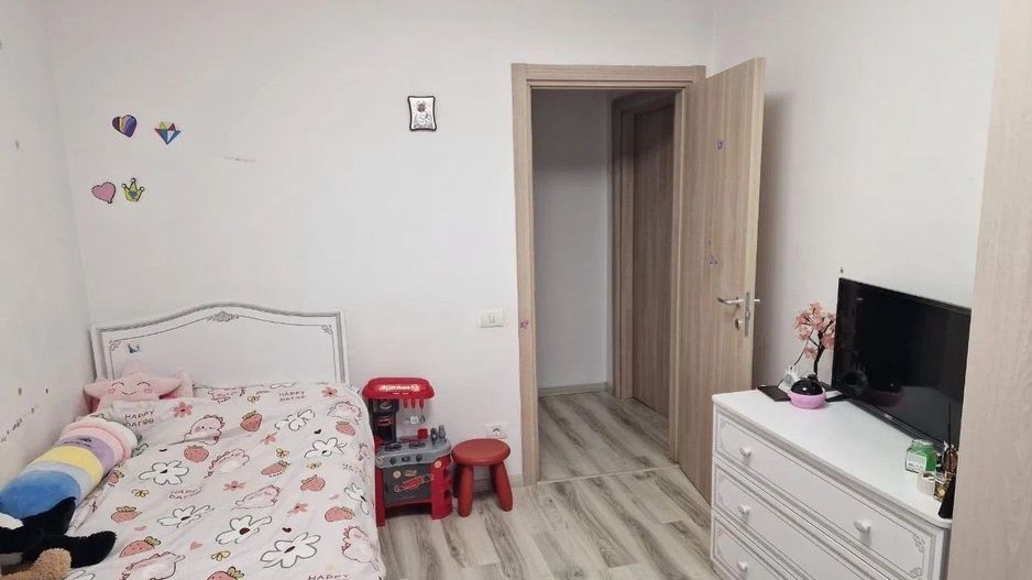 APARTAMENT  SUPERB CU LOC PARCARE ZONA FUNDENI - Poză 4