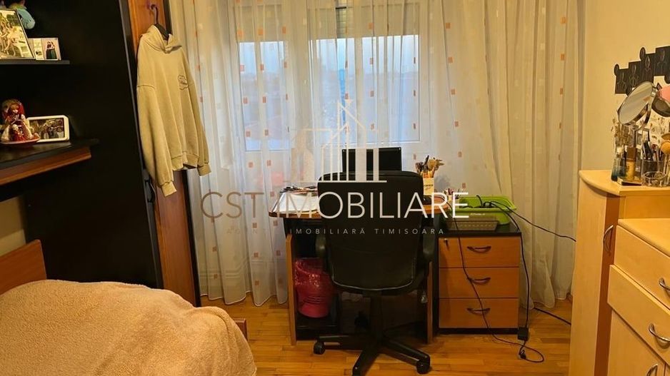Apartament 3 camere , Stefan cel mare - Poză 1