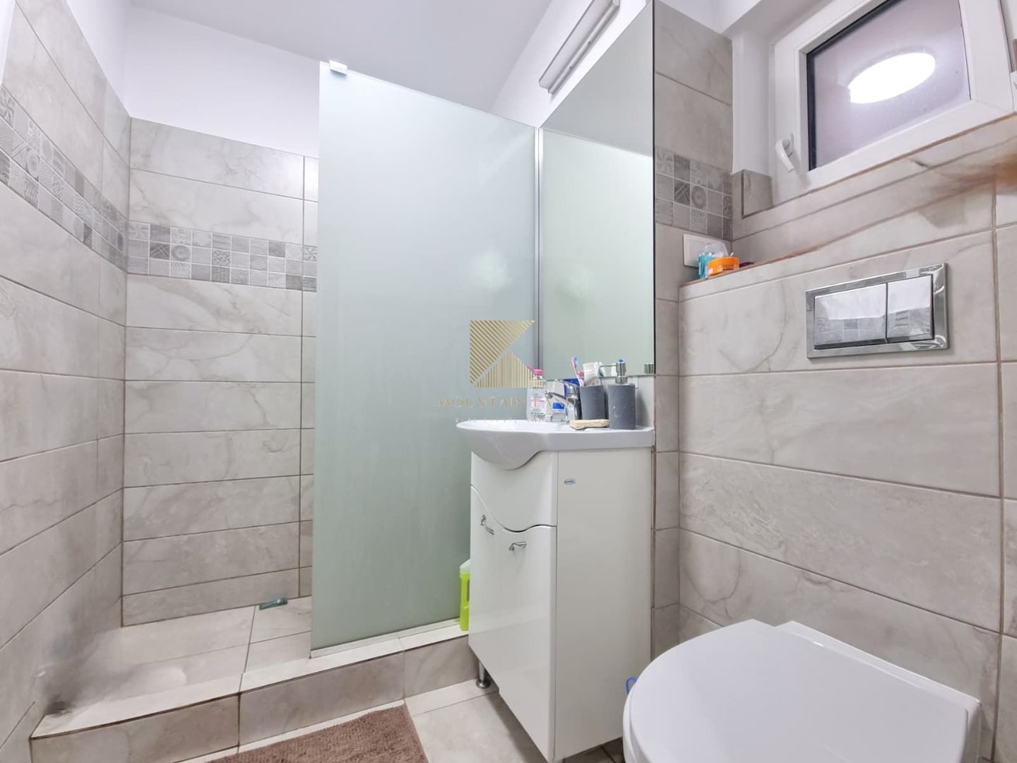 Apartament de 2 camere, semidecomandat, etaj 6/10, mobilat, Victoriei4 - Poză 12