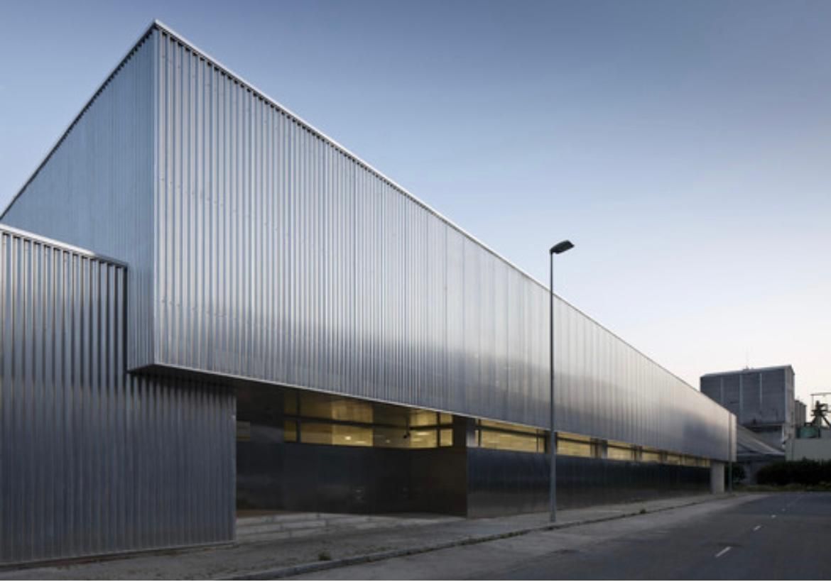 TEREN VANDABIL PARC LOGISTIC I LANGA A3 SI A0 - Poză 1