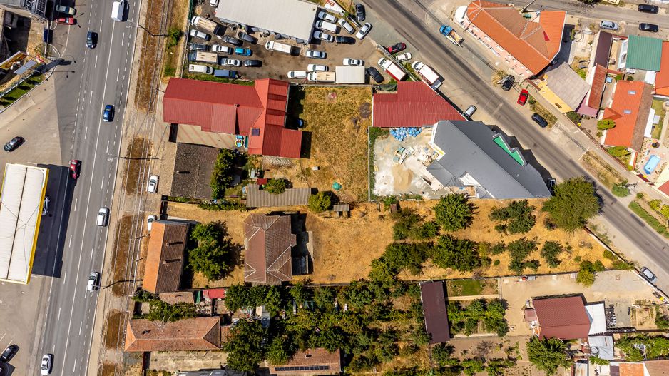 Două case pe Calea Radnei comision 0 - Poză 11