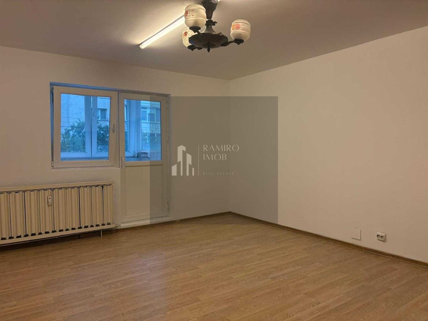 Apartament 2 camere de vânzare | 13 septembrie | Decomandat | 63mp ut - Poză 1