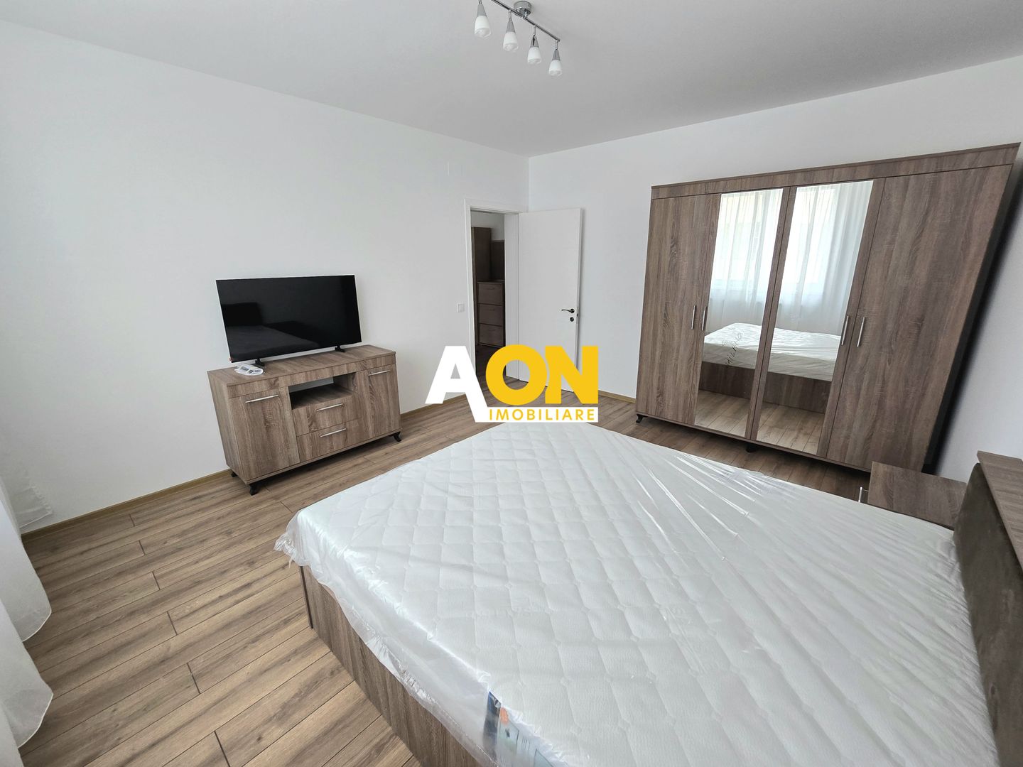 Apartament cu 2 Camere, Prima Închiriere, Garaj, Zona Alba Mall - Poză 6