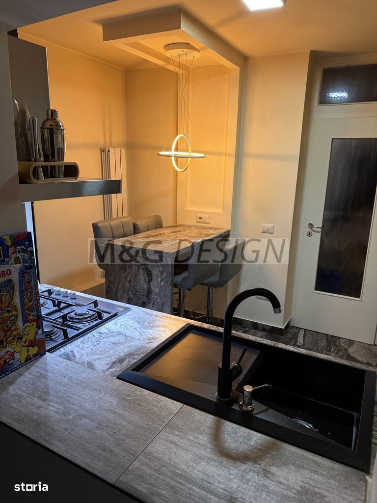 Etaj 2 , 3 camere decomandat Soarelui - Poză 6