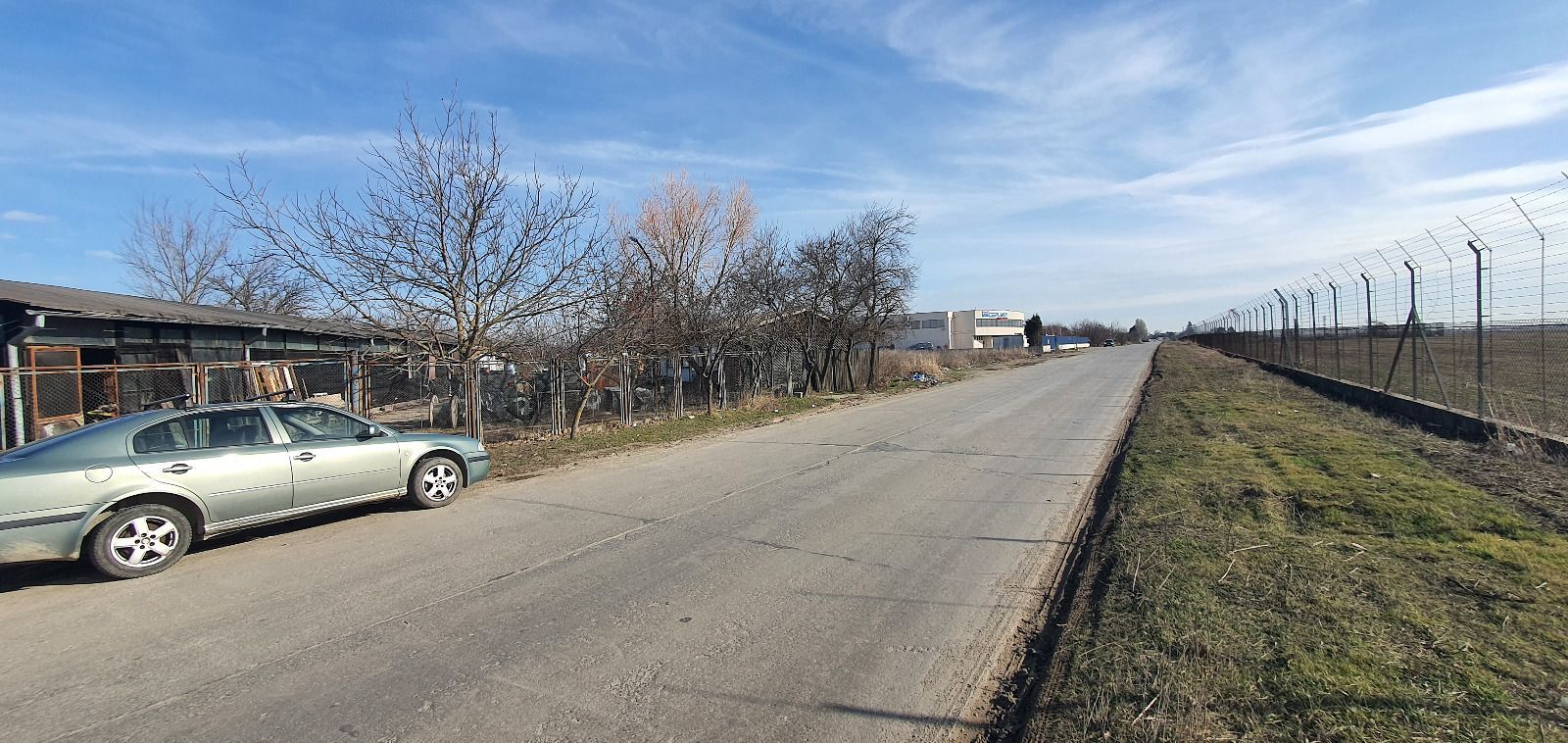 Teren de vanzare Aeroport Otopeni 1800 mp | Cargo | Pista 2 - Poză 3