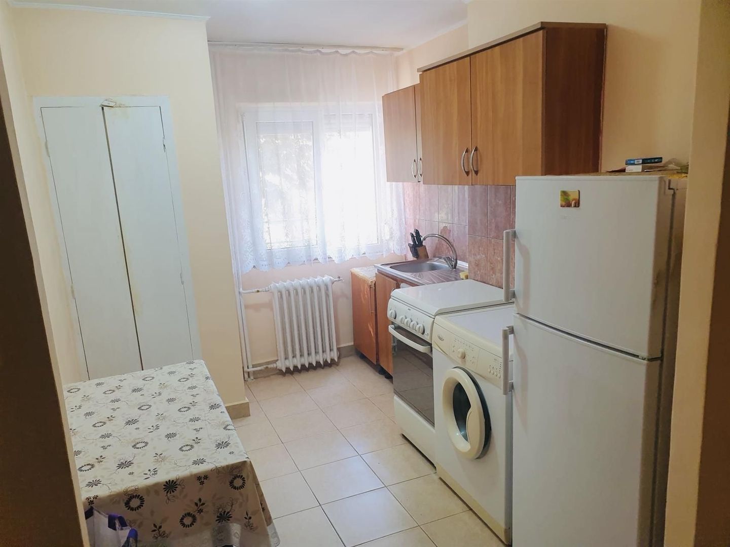 APARTAMENT CU 2 CAMERE SEMIDECOMANDAT CALEA ARADULUI - Poză 5
