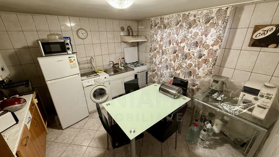Casa spatioasa - D+P+1+M - 226mp - Bibescu - 1Mai - Poză 5