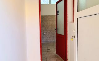 Spatiu de închiriat Brasov - 35 mp # plus-imo.ro - Poză 3