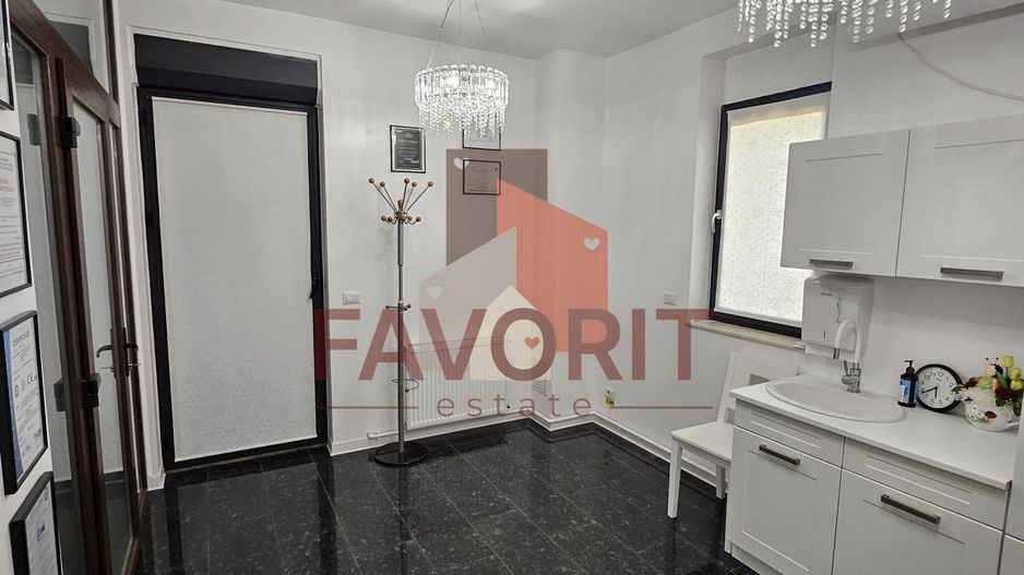 Dumbravita- Kaufland. Curte privata 140mp . Loc de parcare - Poză 3