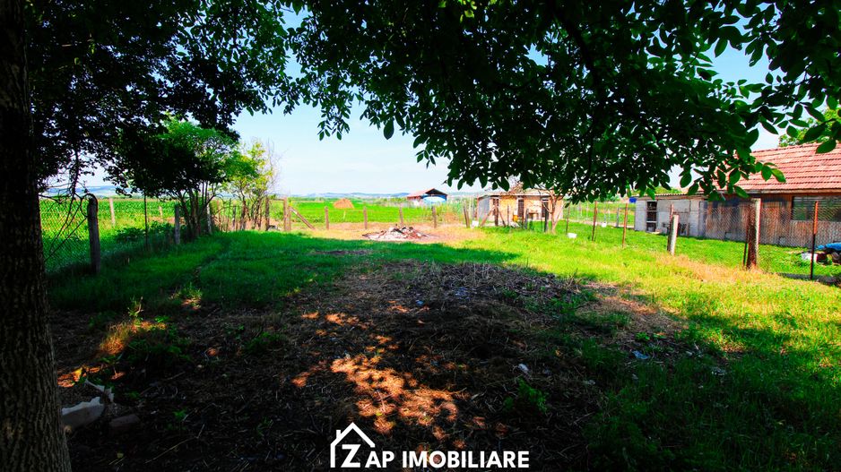 Mureșeni - Casa 80 mp - Teren 784 mp - singur in curte - Poză 2
