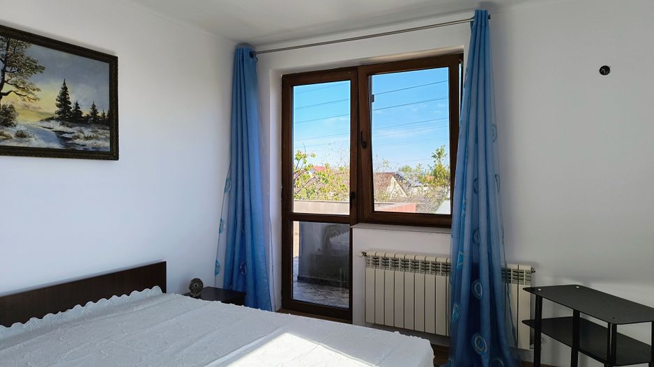 Năvodari | Casă spațioasă cu teren mare - Poză 8