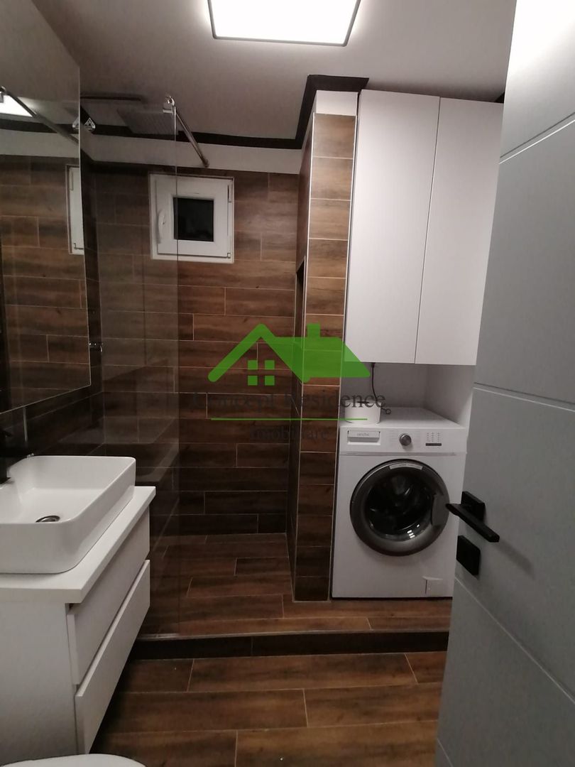 Vand apartament 3 camere, ultrafinisat, Aleea Dobrogei - Poză 7