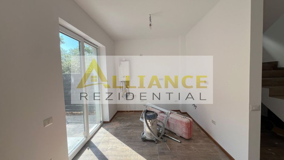 Casa Individuala - 4 camere - 400 M de STV - Poză 11