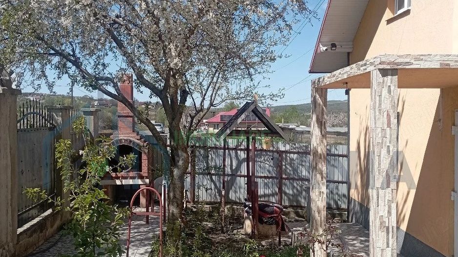 Casă locuibilă, 4 camere, comuna Grajduri, sat Valea Satului, Iași – 55.000 euro - Poză 10