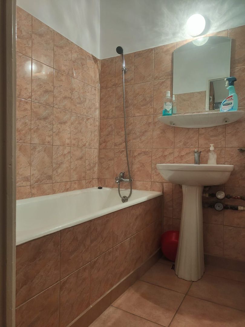 Apartament spatios Drumul Taberei metrou - Poză 4