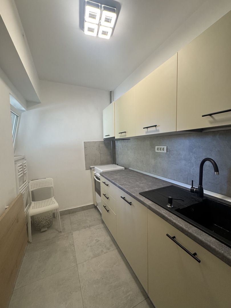 3 camere| ION MIHALACHE - Poză 8