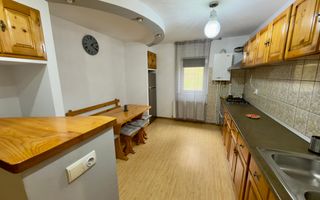 Apartament  2 camere de vanzare decomandat Vasile Aaron Sibiu - Poză 2