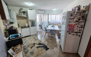 Apartament 2 camere, decomandat, Cetate, et.3 - Poză 1