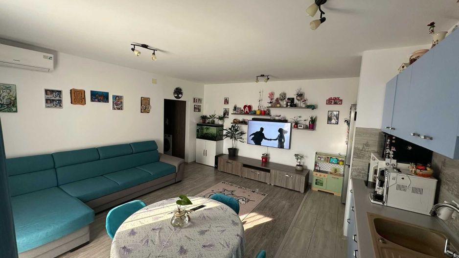 Giroc-Hotel IQ | 3 Camere | Etaj intermediar | Mobilat si Utilat - Poză 2