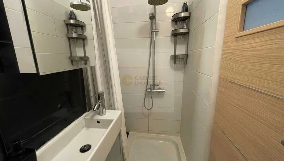 2 camere  |  Decomandat  | Sala Palatului | Etaj 3 - Poză 7