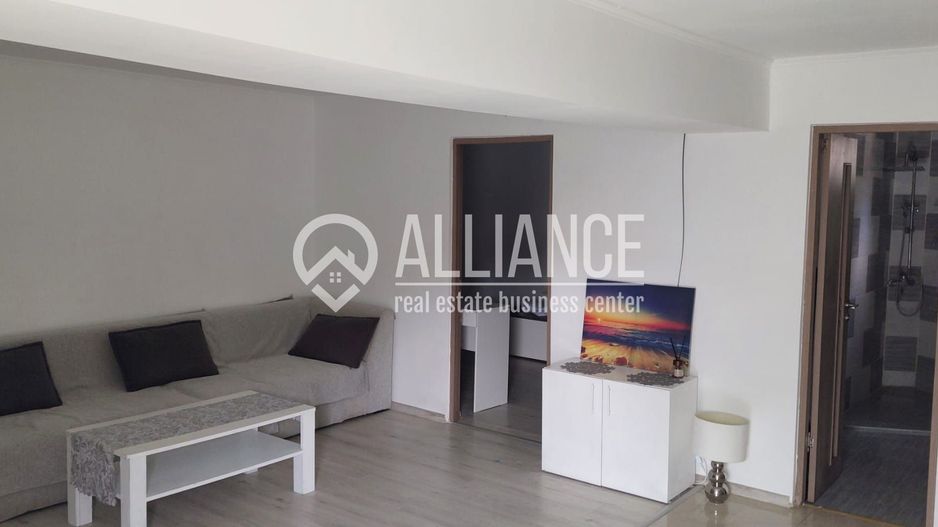 Faleza Nord (cod04)-Casa de vanzare in apropiere de Universitate - Poză 2