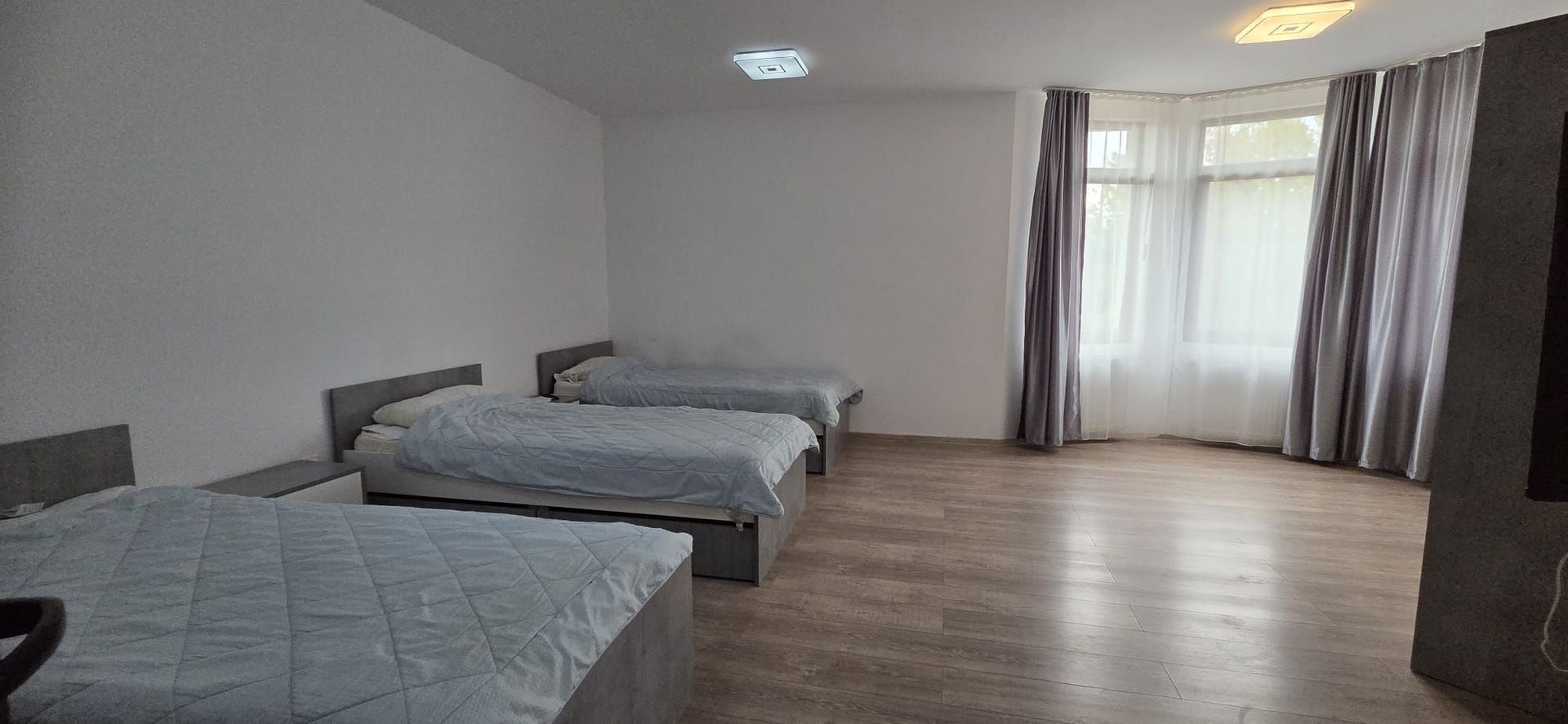 IMOBIL DE ÎNCHIRIAT – 6 APARTAMENTE | 22 LOCURI DE CAZARE - Poză 10