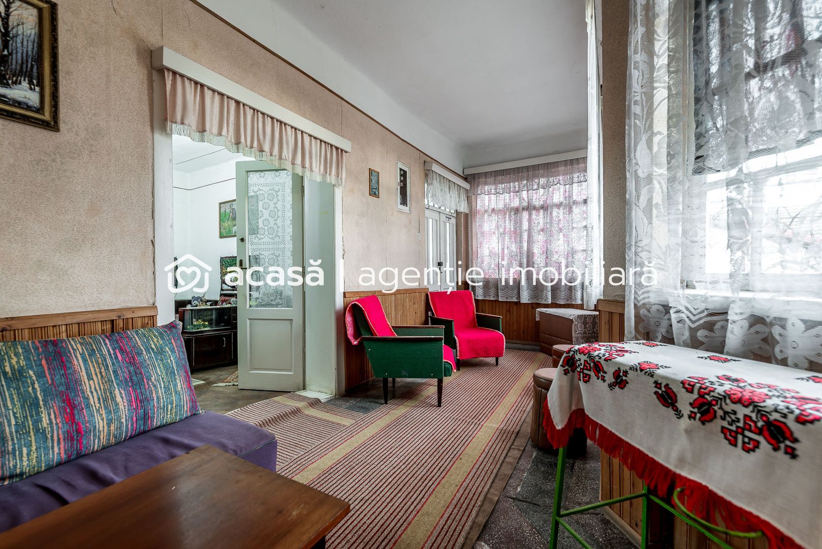 Casă + livadă tânără + curte 2.500 mp în Dorobanți - Poză 2