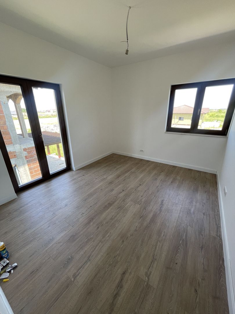 Case Individuale | 4 camere | Teren 632 mp | Toate Utilitatile | Comision 0% - Poză 19