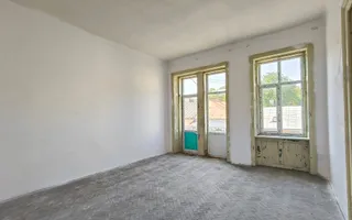 VÂNZARE/SCHIMB CU TEREN  - Clădire interbelică, centru oraș Siret - Poză 22