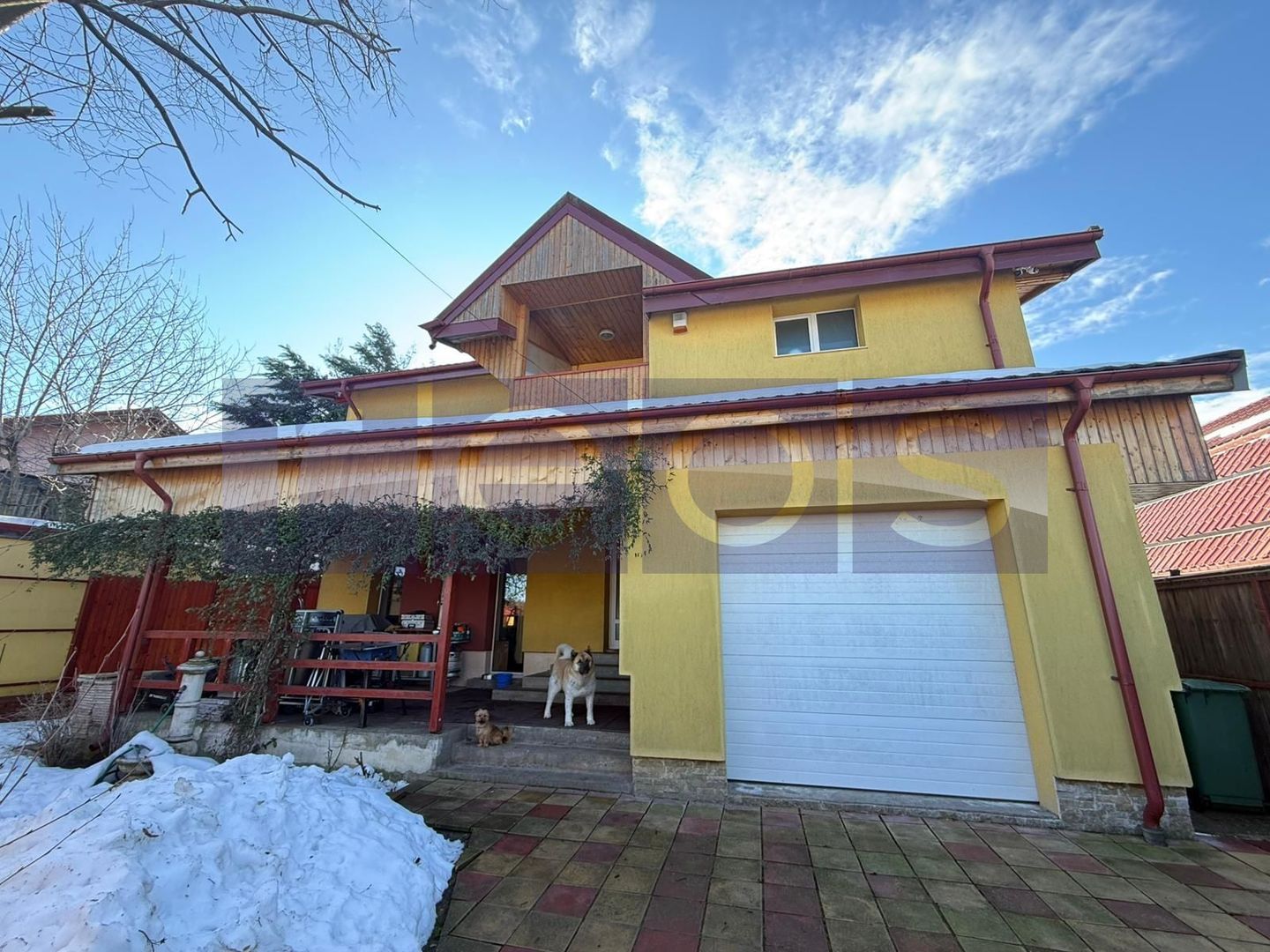 VANARE CASA | 150 MP LOCUIBILI | TEREN 400 MP | PANOURI FOTOVOLTAICE 8 KW | - Poză 15