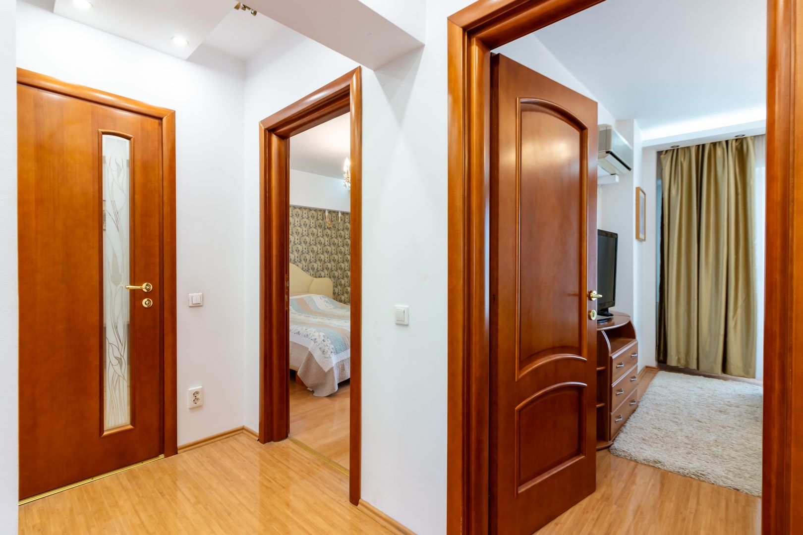 Apartament spatios 3 camere,  P-ta Unirii/ Sf Vineri - Poză 11