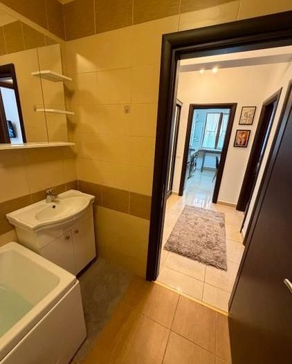 Apartament 2 camere Mihai Bravu cu Parcare privată inclusă si centrala - Poză 14