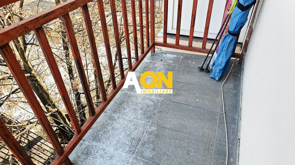 Apartament 2 camere, cu scara interioara, 55 mp utili, cartier Tolstoi - Poză 3