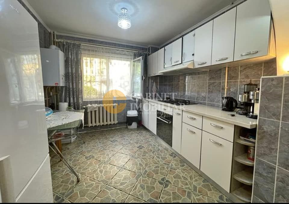 Baza 3 - Bloc din 1980 - 3 Camere - Mobilat/Utilat - 65mp - Poză 4