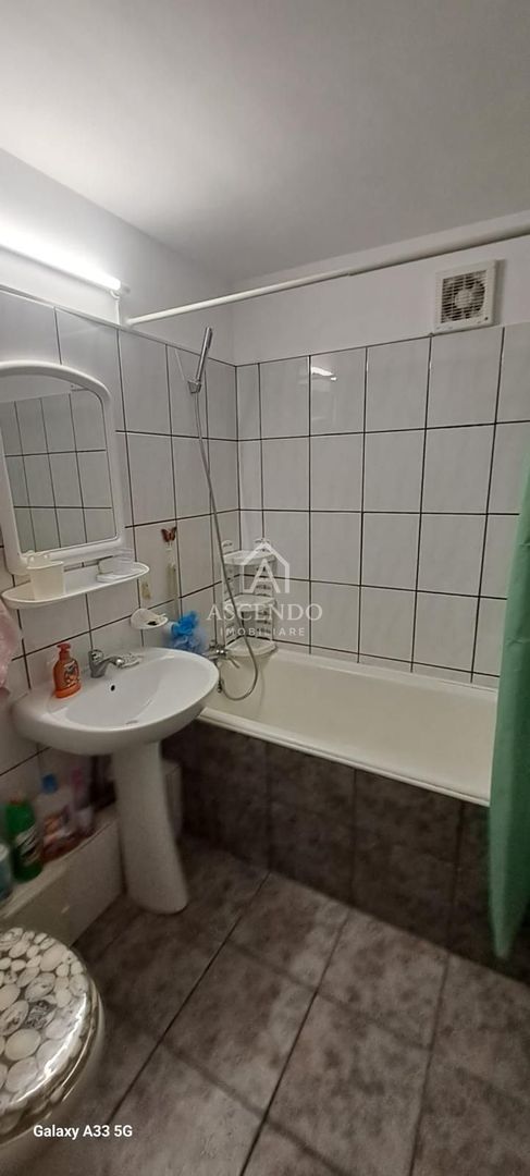 Apartament 3 Camere de Închiriat Gorjului Sector 6 | Parcare | 650 EUR - Poză 14