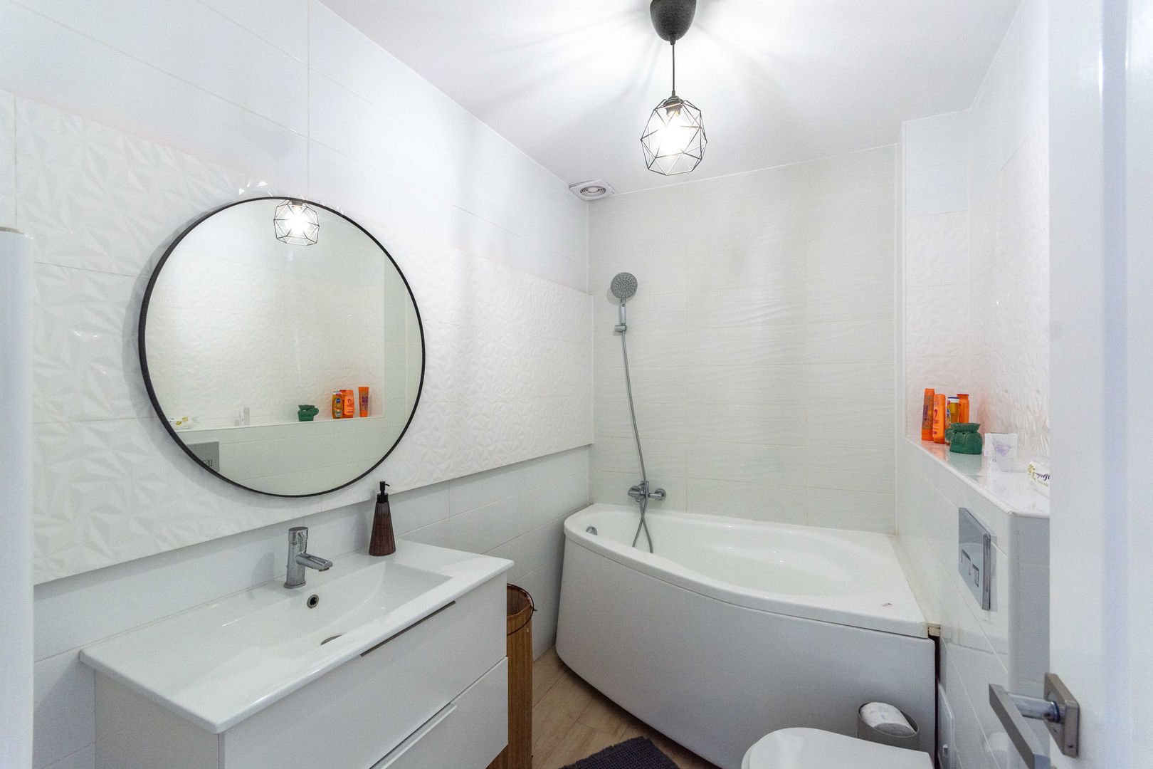 Branesti, Ilfov, casa primitoare, gata de mutat!Comision 0% cumparator - Poză 12