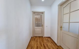 Apartament 3 camere – mobilat complet, vedere superbă,  Centrul Istori - Poză 13