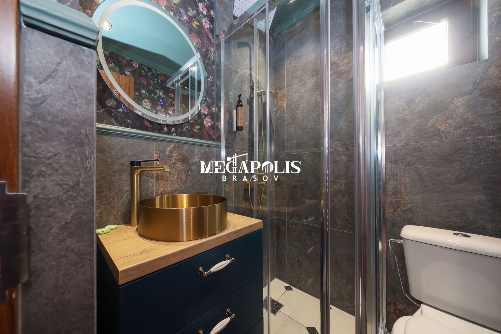 Pensiune/Vilă de vânzare în Bran | 8 camere | 180 mp - Poză 21