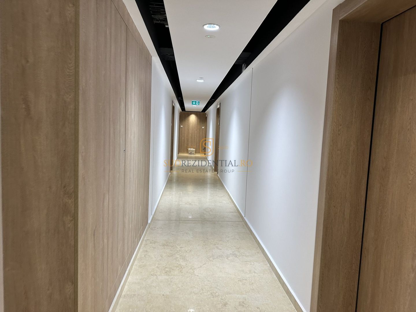 De închiriat 2 camere, Vienna Parkside, Mobilat + Parcare - Poză 13