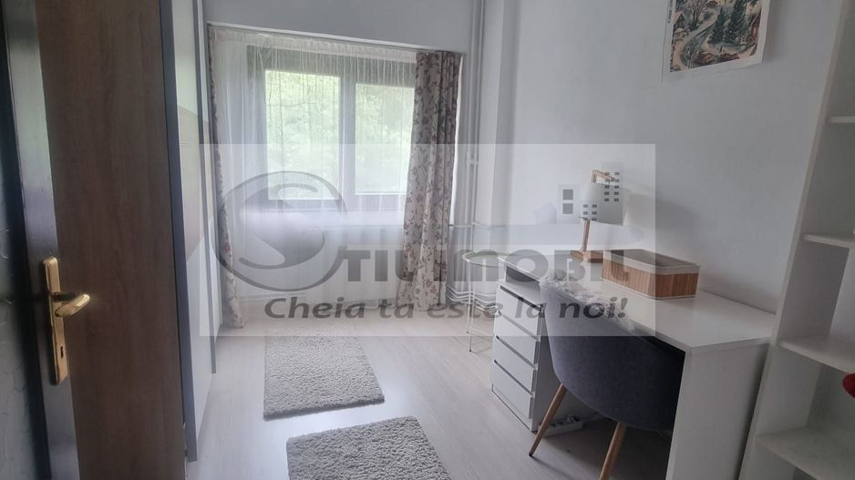 3 Camere Decomandat, 67 mp, Etaj 3/4 Păcurari - Lukoil - 128.000 euro - Poză 3