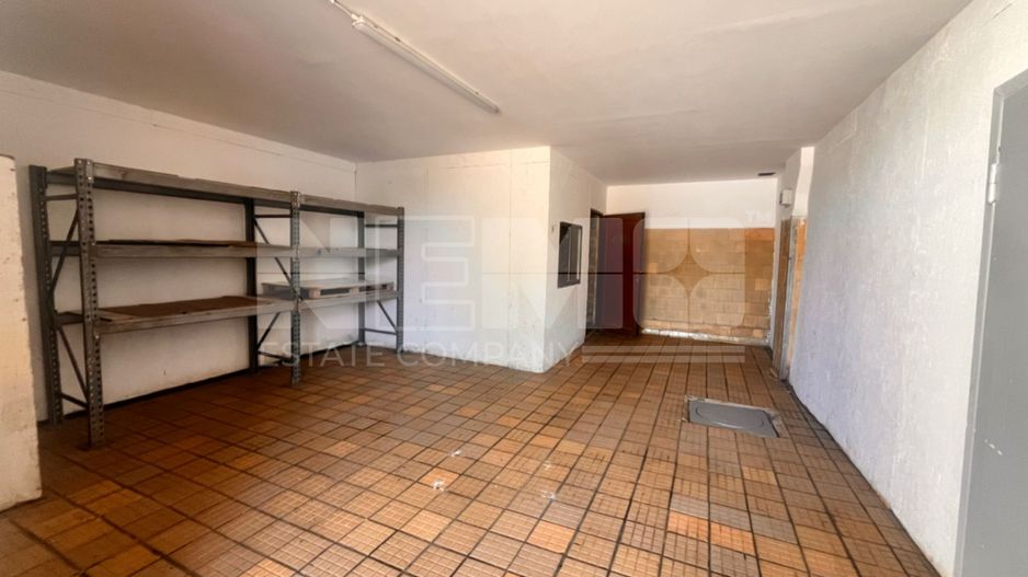 SPATIU DEPOZITARE CU RAMPA  42 MP I SUCEAVA/BDJ - Poză 1
