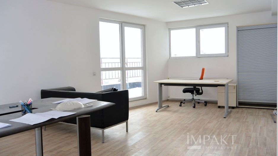 Cladire de birouri cu  spatii vitrate generoase in Zorilor. - Poză 13