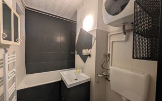 3 Camere Giulești, 60mp, Vedere Panoramică, Total de Renovat - Poză 15