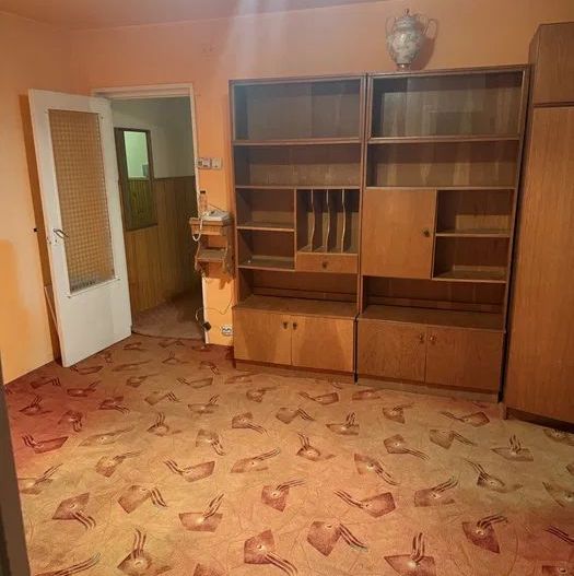 Apartament cu 2 camere zona 7 NOV etaj 4 - Poză 1