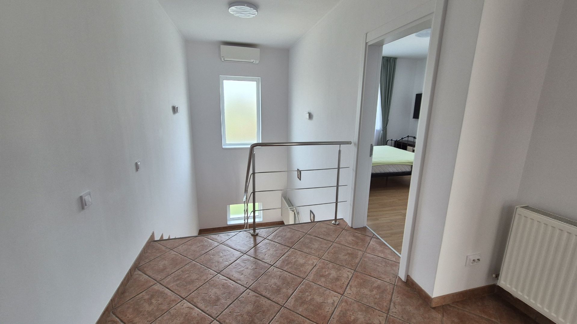 Casă cu 5 camere, 220 mp, teren 500 mp – Bragadiru, langa Bucuresti - Poză 14