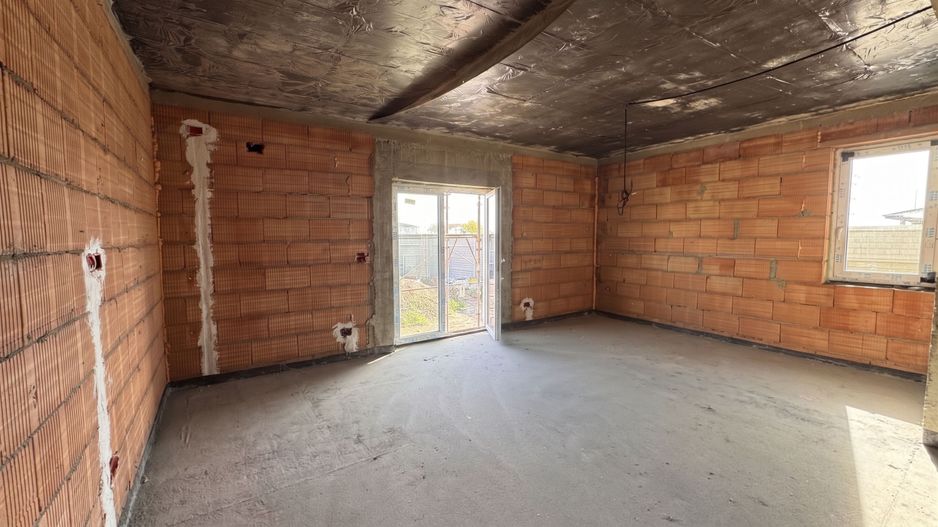 COMISION 0 | Duplex 4 camere| 110 mp utili |267 mp Teren |Moșnița Nouă - Poză 6