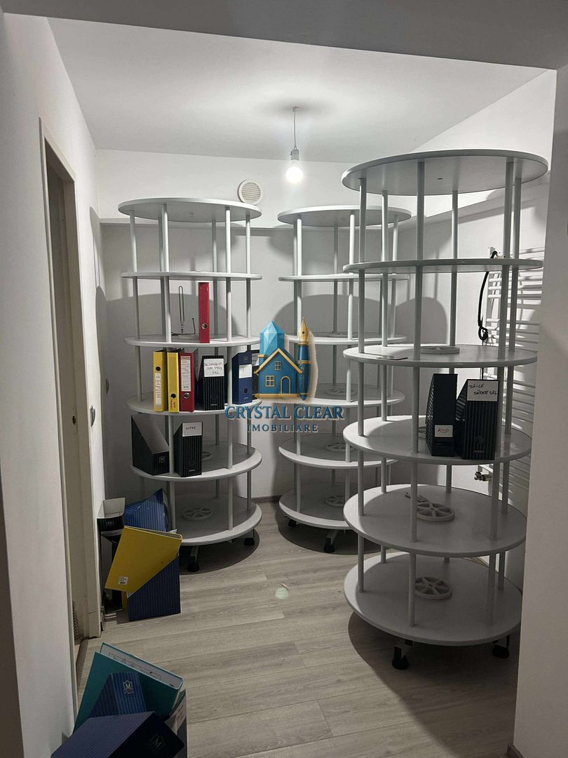 Casă pe 3 nivele, cu 13 camere-zonă centrală, str. Mihail Kogălniceanu - Poză 14