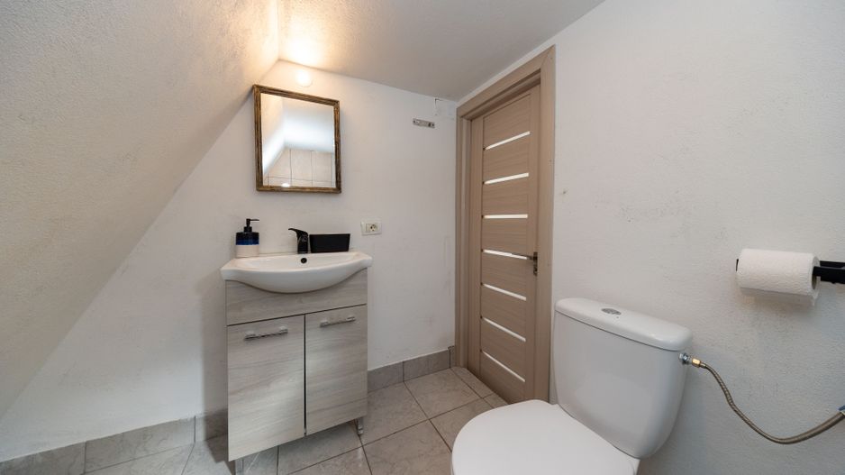 Teren 7,656 mp + Cabane tip A Frame, Fundata - Poză 12