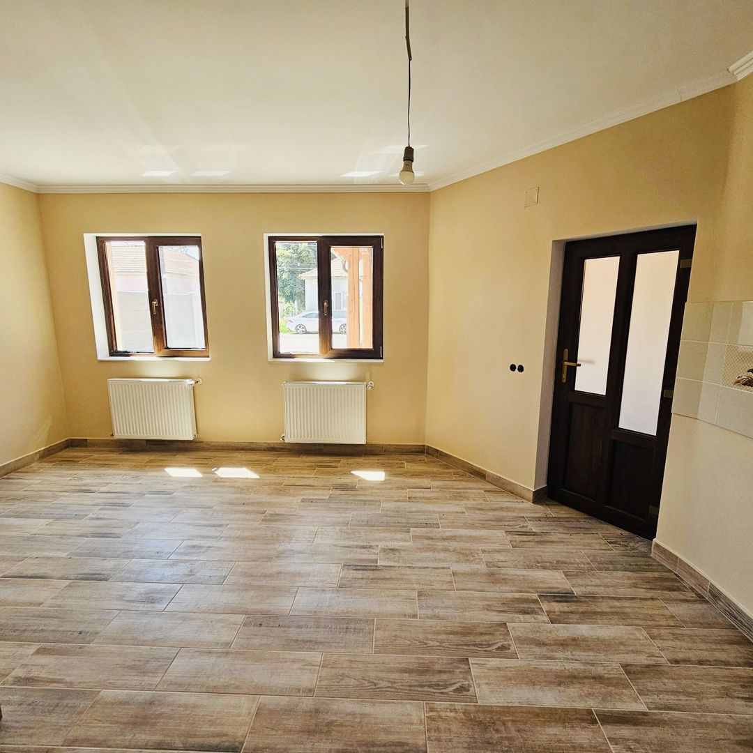 Casă renovată – Sântion, Oradea - Poză 7